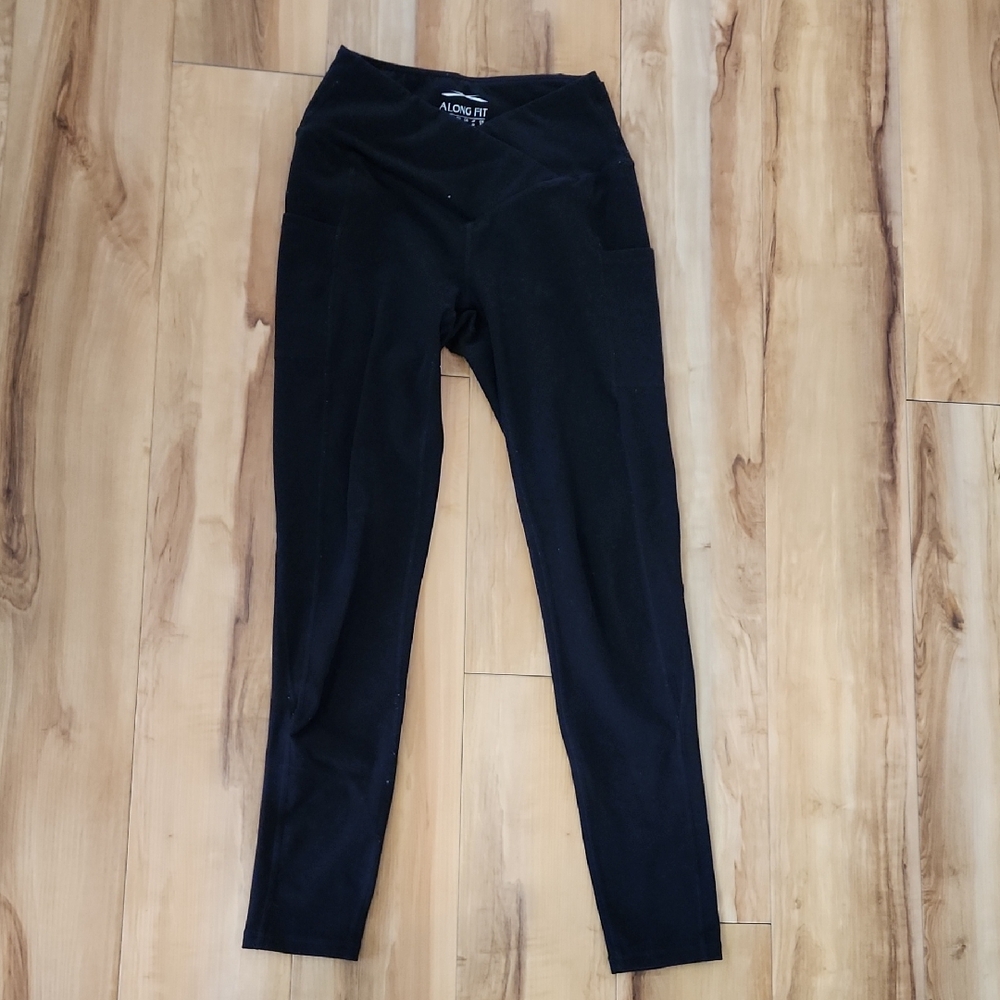 Sleek Black Women's Leggings